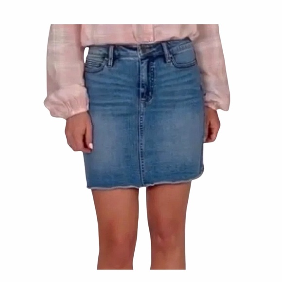 Candace Cameron Bure Denim Skirt - Picture 1 of 7